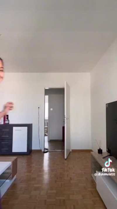 Jolyoffical22