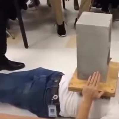 Manda a boa adm, m&uacute;sica?