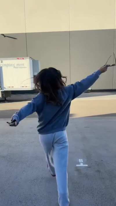 Victoria Dancing to Messy | TikTok | 12/10/24
