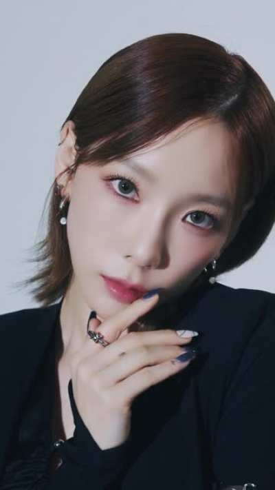 [221227] Taeyeon - 2023 Girls' Generation-Oh!GG SEASON&rsquo;S GREETINGS - CONCEPT TRAILER