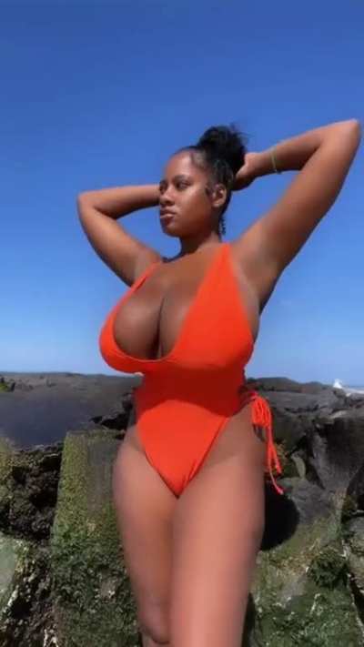 @yani.the.body
