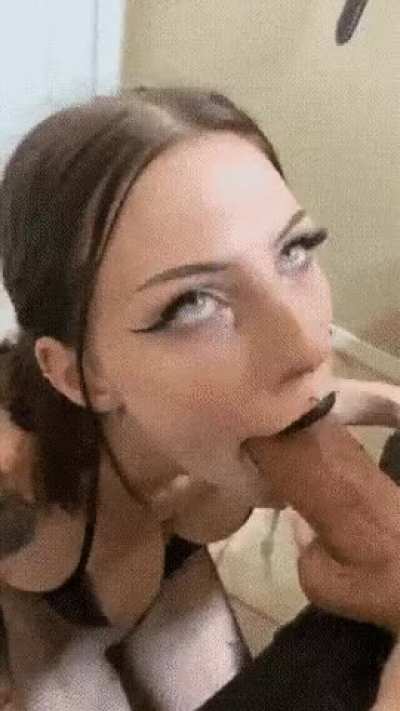 OMG 💦 Name? That's so hot 🔥🔥