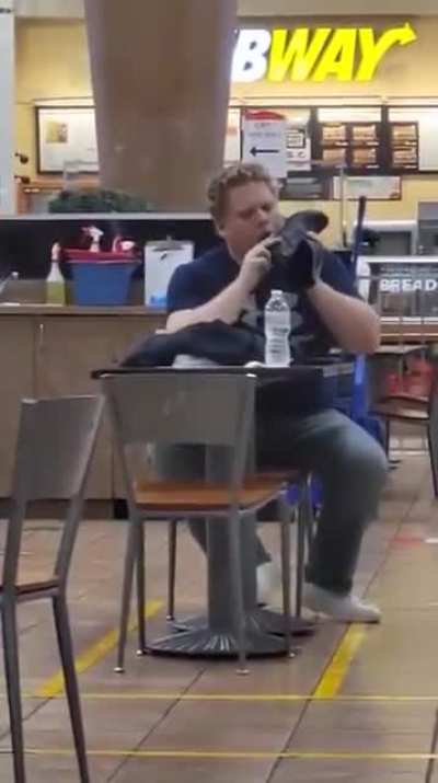 IRL bootlicker👅
