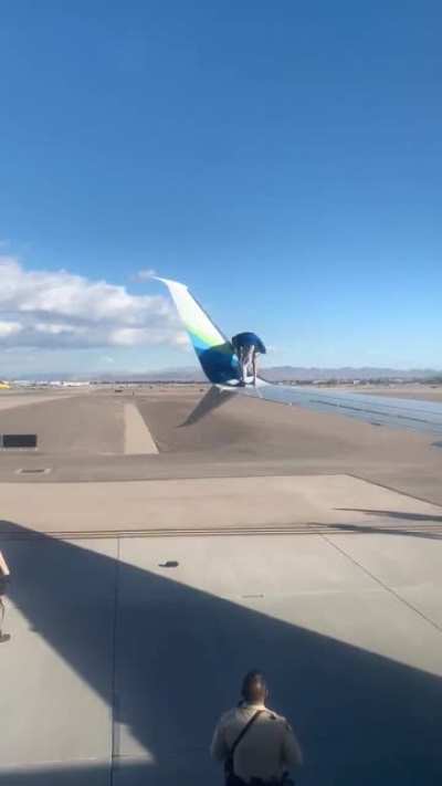 Look I am flying.....