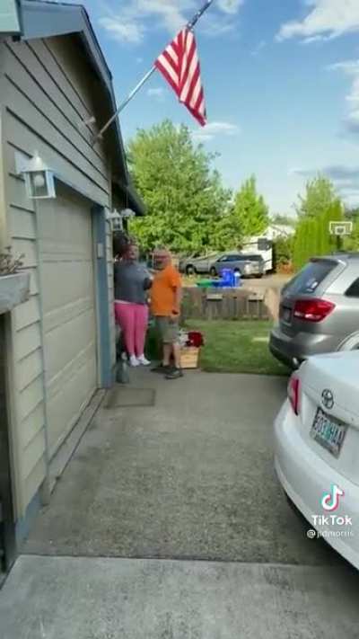 Racist Oregon Karen tells a family to &ldquo;Go back to the Philippines&rdquo;