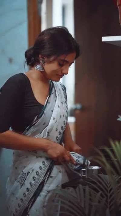 Nayani Pavani