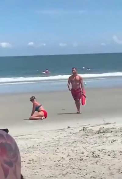 Só me vem à cabeça a narração do Silvio Luiz 