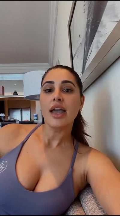 Nargis Fakhri 🥭🥭😍