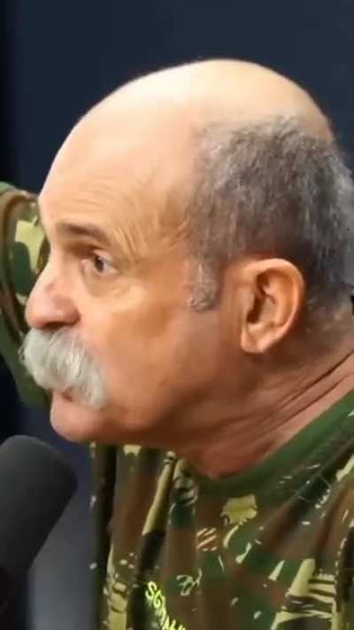 Sargento parabeniza choque por ter assassinado uma crian&ccedil;a. "bandido de 12 anos" "o lugar dele &eacute; no quinto dos inferno".