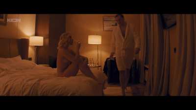 Russian beauty Victoriya Maslova having sex with an older guy