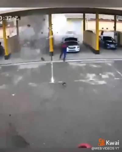 Poor man&rsquo;s car destroyed itself while charging