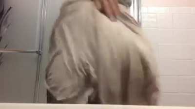 Ass clapping