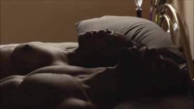 Dominique Perry in Insecure (2016 TV series), headphones recommended
