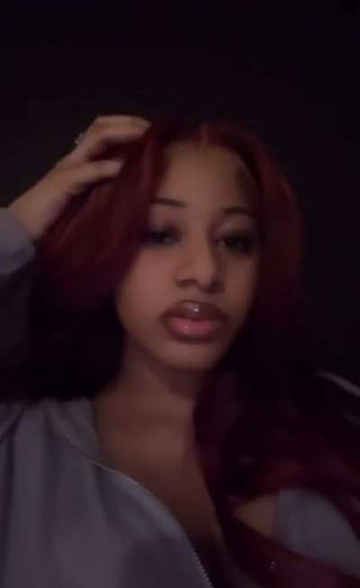 Lightskin bih😍