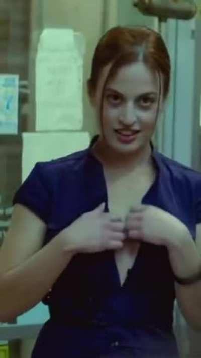 Helena Kash in 'Crave'