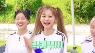 210827 - Tzuyu is having fun