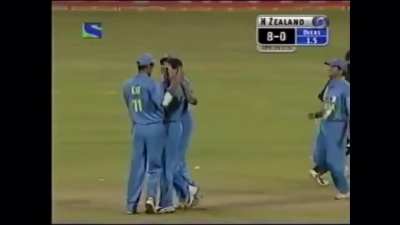Agarkar&lsquo;s outswinger!!