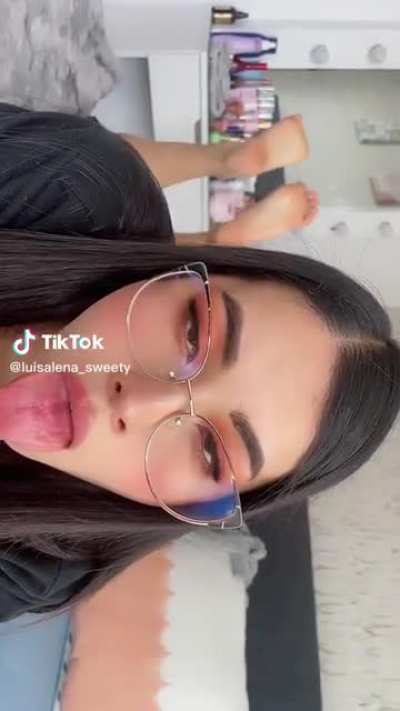 cute face cute soles @luisalena_sweety