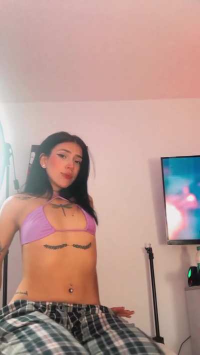 PS5 or my whole latina body only for you?