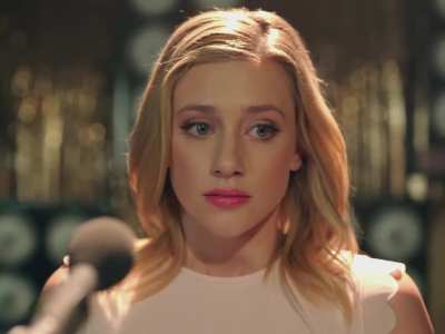 Lili Reinhart