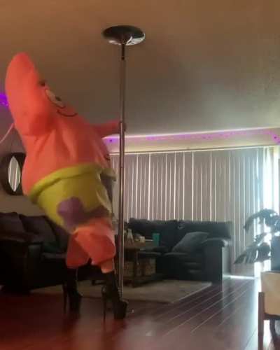 I&rsquo;m a goofy- Hol Up