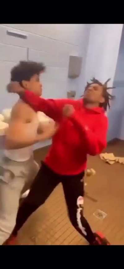 THIS ONE OF THE QUICKEST KNOCK OUTS IVE EVER SEEN