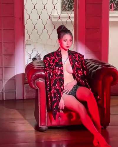 Angeli Khang