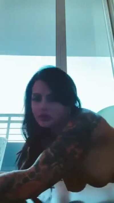 She&rsquo;s irresistible