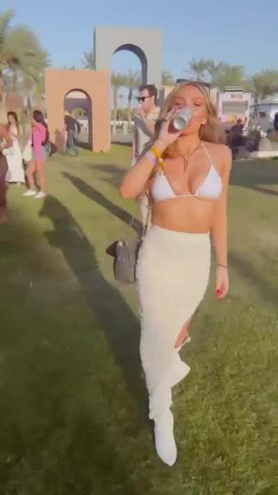 Natalie Alyn Lind