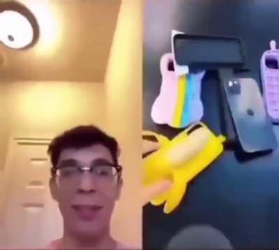 Sussy banana on phoen 😳😳