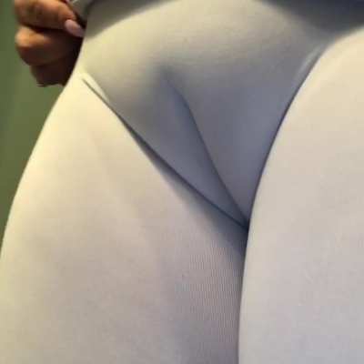 Like my new leggings?