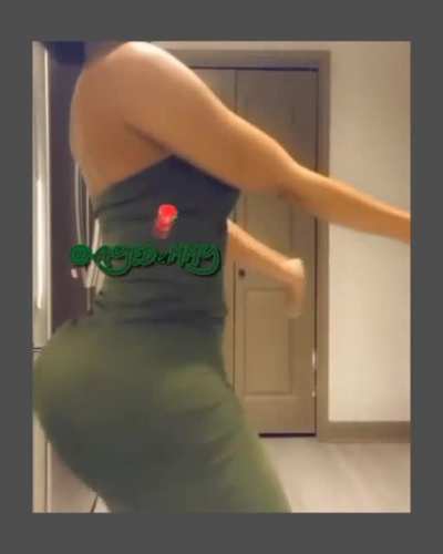 Big 🏦 twerking