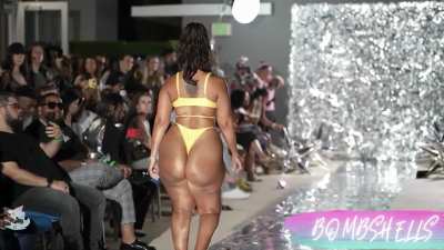 Camilla Bernal in Slo-Mo (Miami Swim Week 2023)