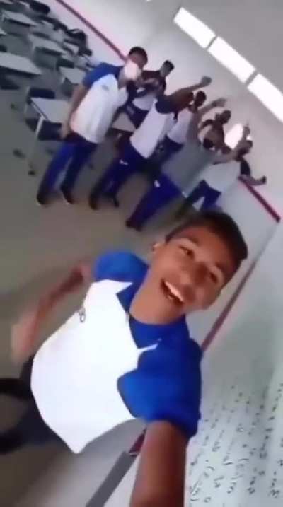 aaaa😢