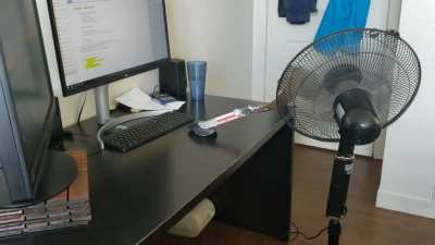 Como fingir que está online trabalhando de casa.