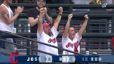 [Highlight] Jose Ramirez hits #18