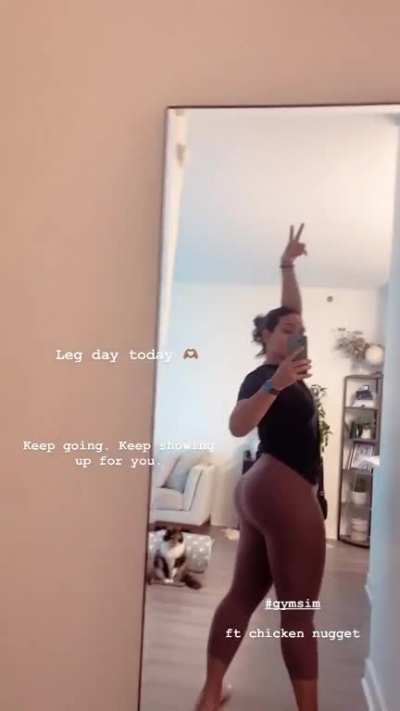 🍑🤳🏽✌🏼