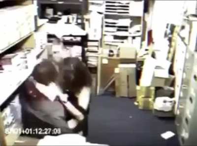 Sneak 100