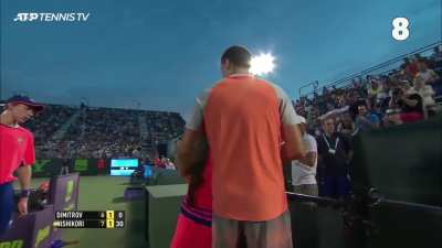 Pro Tennis Player Grigor Dimitrov spots ball girl about to faint from dehydration