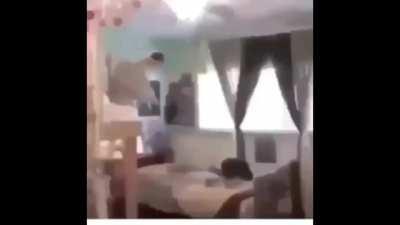 I’ve got so many videos idk what’s from this sub Reddit or Twitter