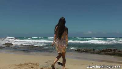 Hotkinkyjo in sparkling scales dress take wine bottle in butthole & anal prolapse at the beach