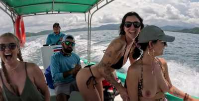 I wanna be a tour guide in Costa Rico too