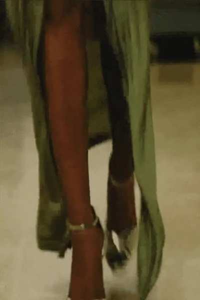 Priyanka Chopra's Ass and Cleavage 🤤🥵
