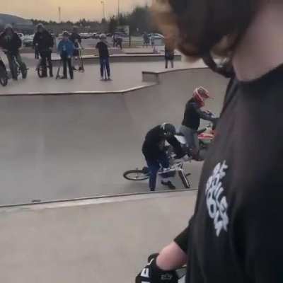 That doesn't look like a skateboard or a bmx