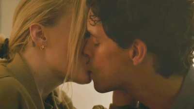 Sophie Turner tongue kiss scene in Steal (2026)
