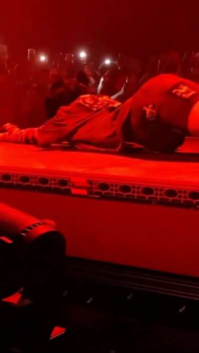 Billie 🍑