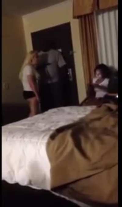 Pr*stitute fight + Pimp slaps chick for forgetting her place 🫢