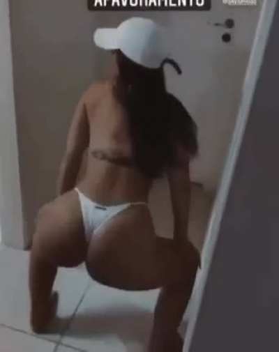 Mel Maia