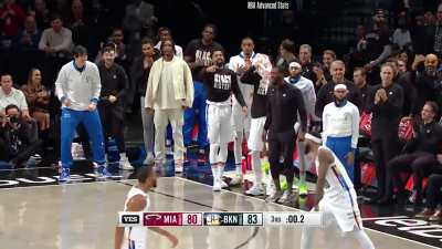 [highlight] Simmons with the inbound pass to Bridges to close the 3rd quarter against the Heat