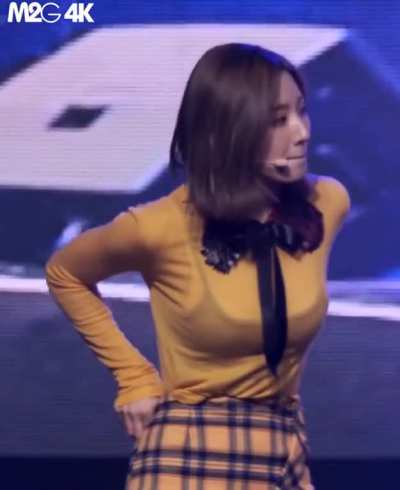 Fromis_9 - Saerom heavy tanks